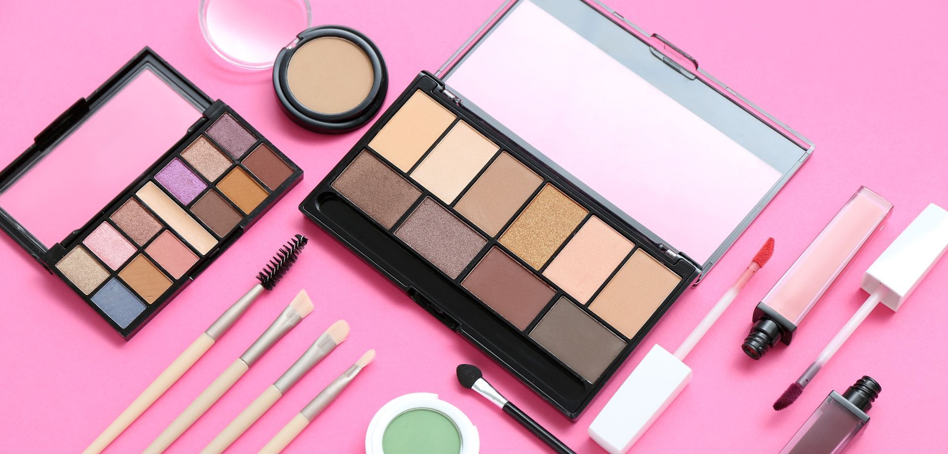 Kisaran Harga dan Tren Terkini Eyeshadow Palette - Dermapack