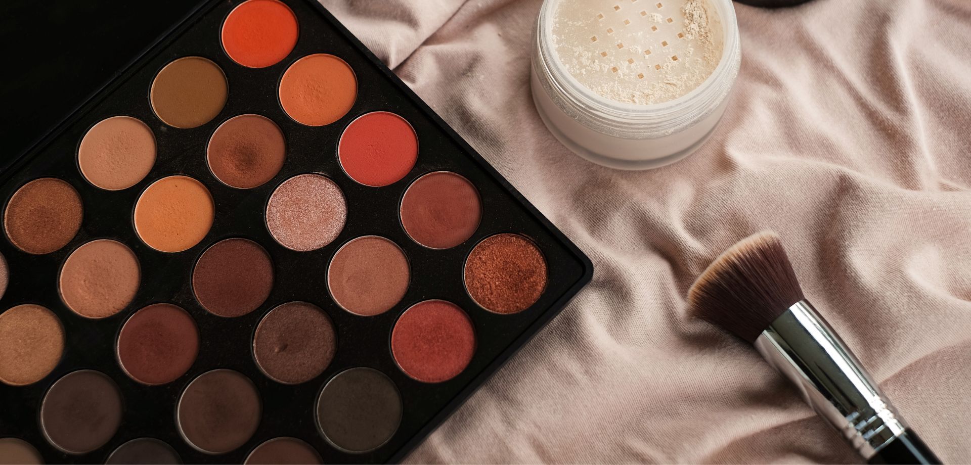 Pilihan Eyeshadow Palette Berkualitas dengan Harga Terjangkau - Dermapack