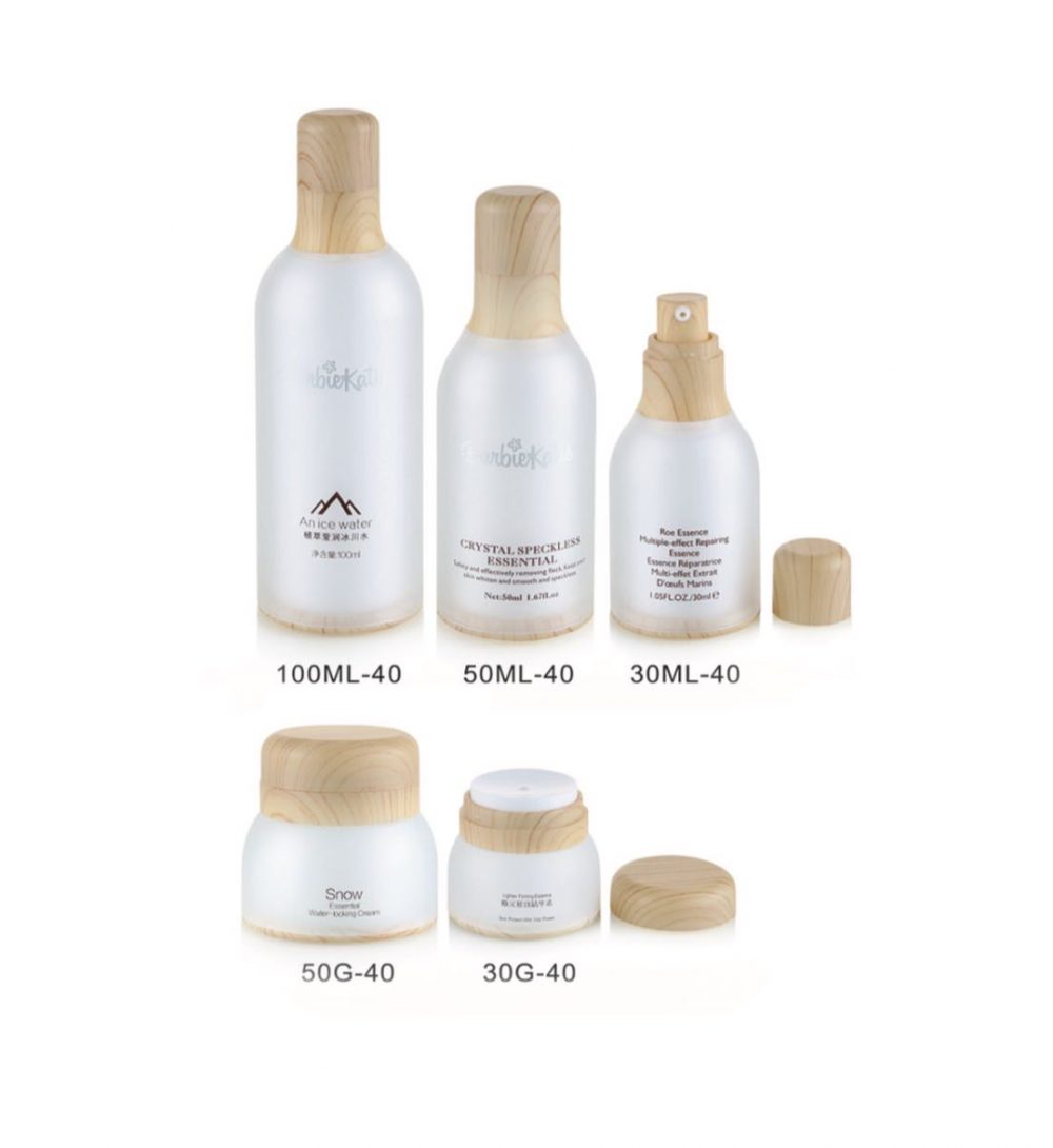 Packaging skin care bentuk tube & jar bahan akrilik model spray warna putih tutup gold aneka ukuran | SL-40
